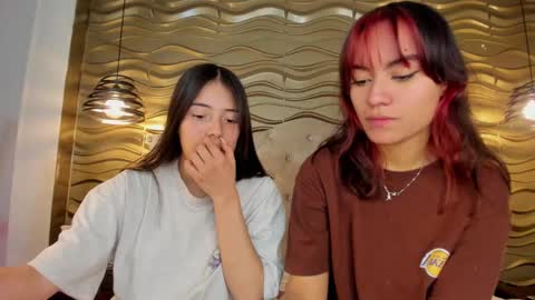 Snapshot of nahia_low chatting on 2, 12, 2024  Valeria  online show from 2, 12, 2024