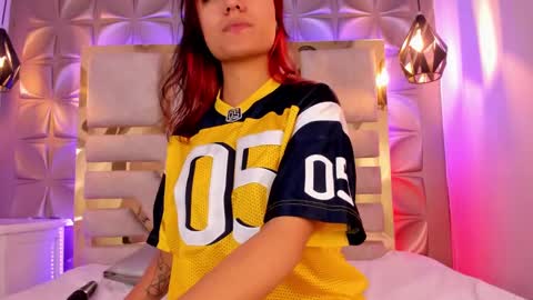 Snapshot of nahia_low chatting on 5, 12, 2024  Valeria  online show from 5, 12, 2024