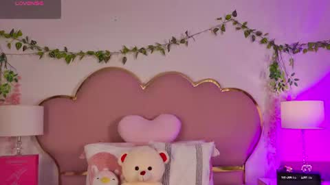 Snapshot of nahiarareina chatting on 6, 7, 2026 NahiaraReina online show from 6, 7, 2026