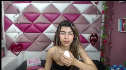 NahomiConnorr online show from 10, 1, 2025