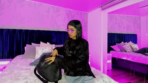 Snapshot of nahomygh chatting on 23, 12, 2025 Nahomy online show from 23, 12, 2025