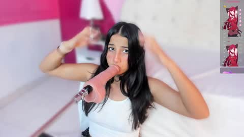 Nahomy Roberts online show from 6, 2, 2025