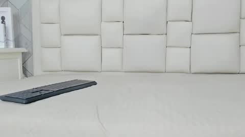 Snapshot of naia_cox chatting on 5, 10, 2025 naia_cox online show from 5, 10, 2025