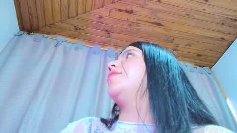 Naia x online show from 29, 9, 2025