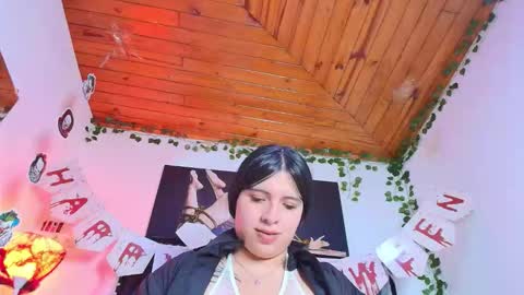 Naia x online show from 22, 10, 2025