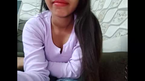 Snapshot of naina00123 chatting on 17, 11, 2025 Naina online show from 17, 11, 2025