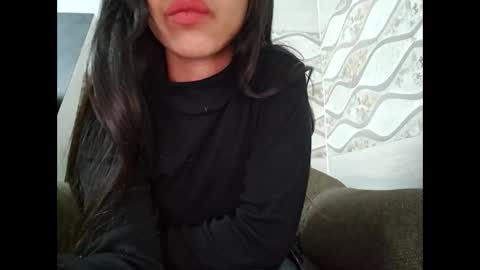 Snapshot of naina00123 chatting on 18, 12, 2025 Naina online show from 18, 12, 2025