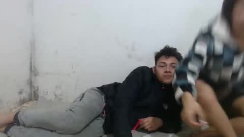 naisha and axel2 online show from 21, 10, 2025