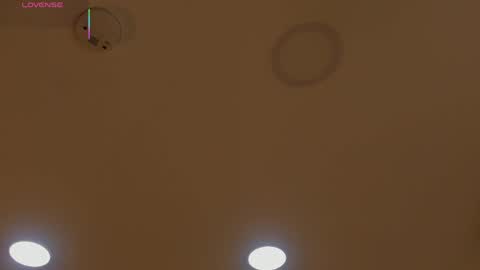 INSTAGRAM  m2221     online show from 17, 4, 2026