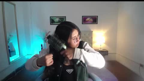 Snapshot of nala_sc chatting on 19, 10, 2025 nala_sc online show from 19, 10, 2025
