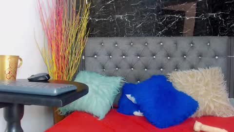 NALAROY online show from 5, 12, 2024