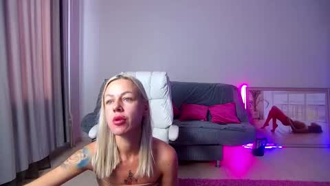 Snapshot of nally_ferrari chatting on 4, 5, 2026 Nally online show from 4, 5, 2026