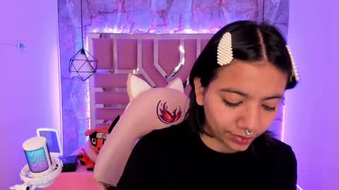 nami_usagi online show from 21, 12, 2024