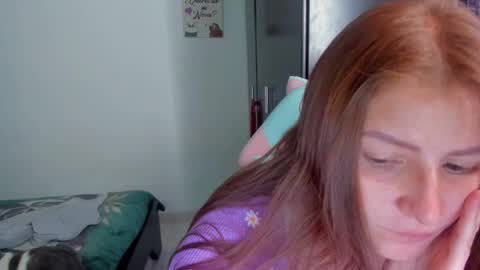 Snapshot of namibecker chatting on 18, 12, 2024 Nami online show from 18, 12, 2024