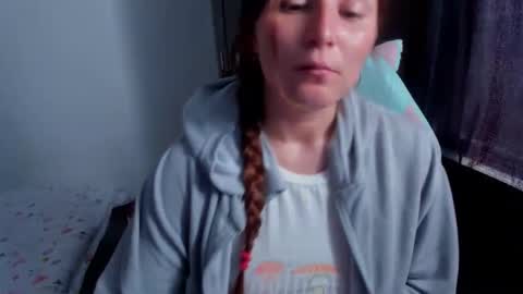 Snapshot of namibecker chatting on 9, 1, 2025 Nami online show from 9, 1, 2025