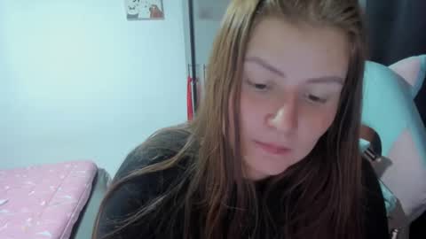 Snapshot of namibecker chatting on 21, 1, 2025 Nami online show from 21, 1, 2025