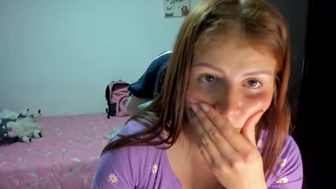 Snapshot of namibecker chatting on 8, 3, 2025 Nami online show from 8, 3, 2025