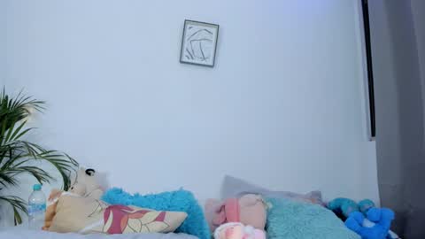 Snapshot of namibergman_ chatting on 17, 1, 2025 N A M I - OF namibergmant online show from 17, 1, 2025