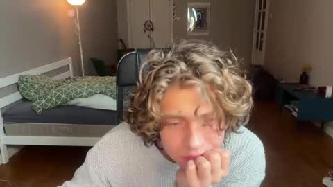 Georges online show from 22, 2, 2025