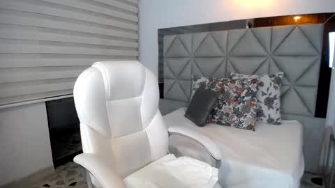 Snapshot of nana_levy chatting on 22, 12, 2024 Nana levy online show from 22, 12, 2024