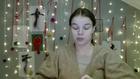 Nana online show from 18, 11, 2025