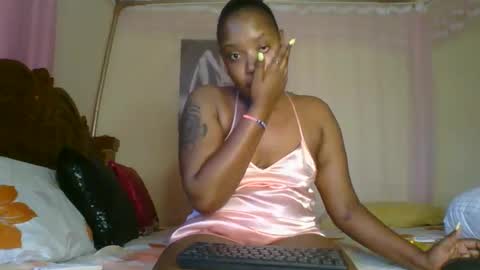 nanachocolate25 online show from 7, 4, 2026