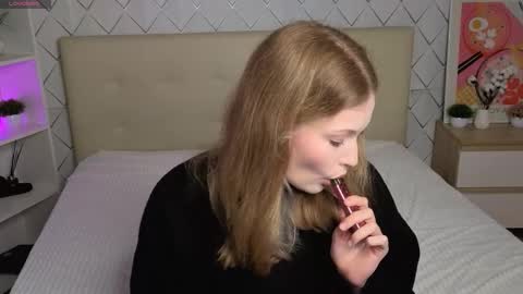 Maeve online show from 26, 9, 2025