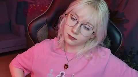 Snapshot of nancymartinez chatting on 18, 2, 2025 nancymartinez online show from 18, 2, 2025