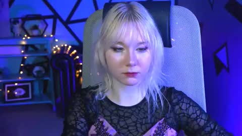 Snapshot of nancymartinez chatting on 5, 3, 2025 nancymartinez online show from 5, 3, 2025