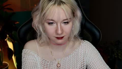Snapshot of nancymartinez chatting on 12, 3, 2025 nancymartinez online show from 12, 3, 2025