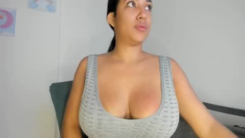 Snapshot of nanna_sweet chatting on 2, 3, 2025 Nanna online show from 2, 3, 2025
