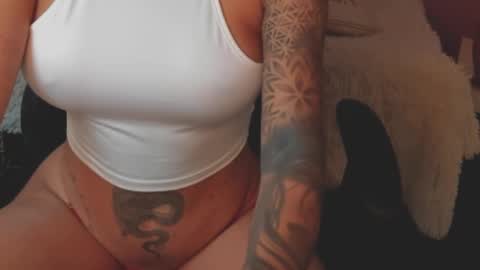 Snapshot of nany_tnt chatting on 29, 12, 2024 NANY online show from 29, 12, 2024