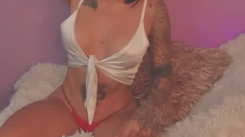Snapshot of nany_tnt chatting on 12, 1, 2025 NANY online show from 12, 1, 2025