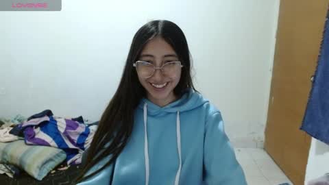 Snapshot of nanylux chatting on 23, 4, 2026 nanylux online show from 23, 4, 2026