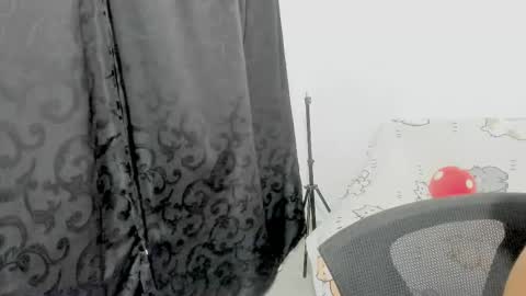  Naoko  online show from 22, 12, 2025