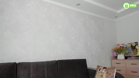 Snapshot of naomi_tara chatting on 8, 3, 2025 Naomi online show from 8, 3, 2025