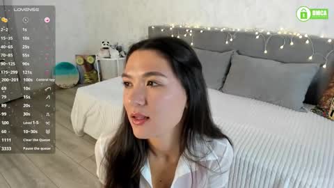 Snapshot of naomi_tara chatting on 23, 9, 2025 Naomi online show from 23, 9, 2025