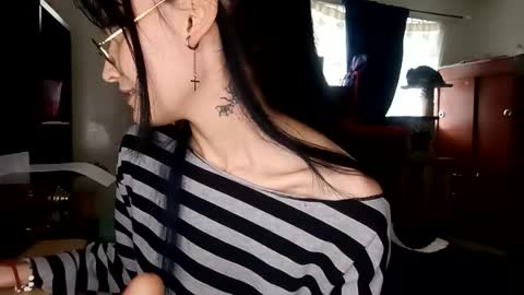 Naomi online show from 4, 3, 2026