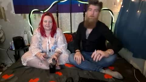 Naomi  Logan online show from 25, 1, 2025