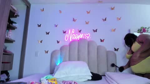    online show from 1, 10, 2025