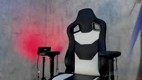 Snapshot of naomibrinks1 chatting on 20, 5, 2026 Heidy online show from 20, 5, 2026