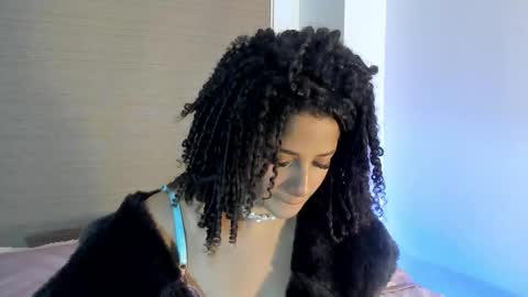 naomidawson online show from 22, 10, 2025