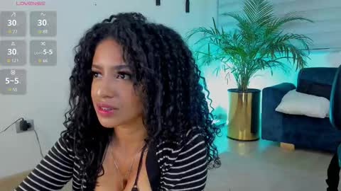 Snapshot of naomigarcia chatting on 27, 11, 2025 Naomi online show from 27, 11, 2025