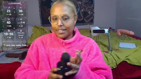 Naomigiirl6 online show from 26, 12, 2024