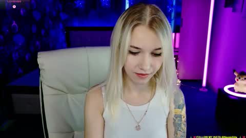 Snapshot of naomihita chatting on 18, 1, 2026 naomihita online show from 18, 1, 2026