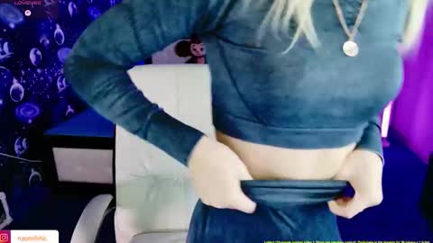 Snapshot of naomihita chatting on 27, 2, 2026 naomihita online show from 27, 2, 2026