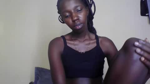 naomilittle905047 online show from 28, 2, 2026