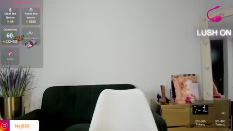 Naomi     online show from 30, 1, 2025