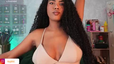 Naomi     online show from 19, 2, 2026