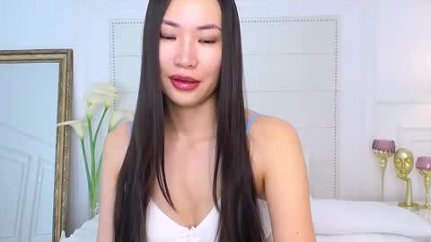 Naomi online show from 10, 12, 2024